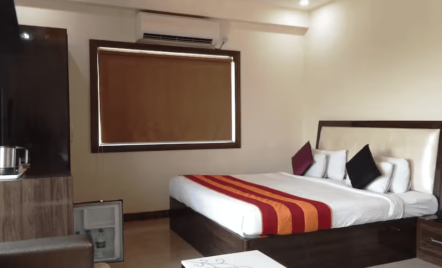 Hotel Karan Vilas In Agra Images