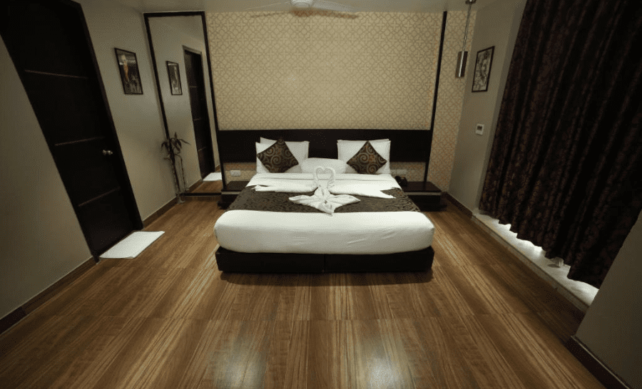 Hotel Apple Wood Residency In Mahipalpur Images