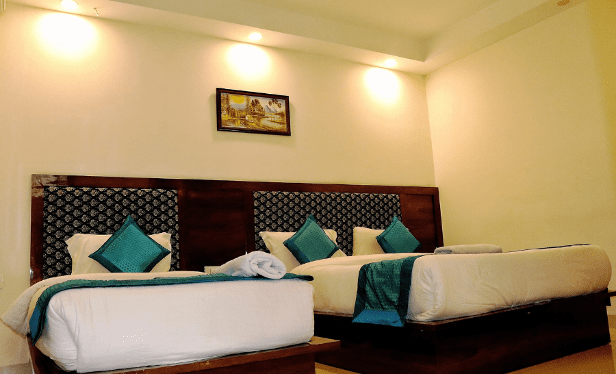 Hotel Emblem Suites In Mahipalpur Images