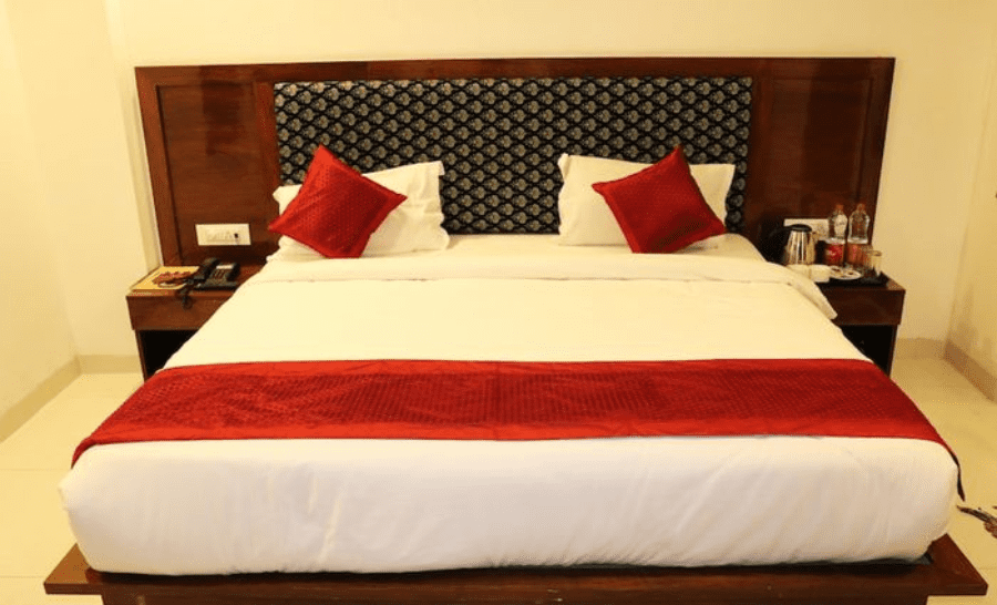 Hotel Emblem Suites In Mahipalpur Images