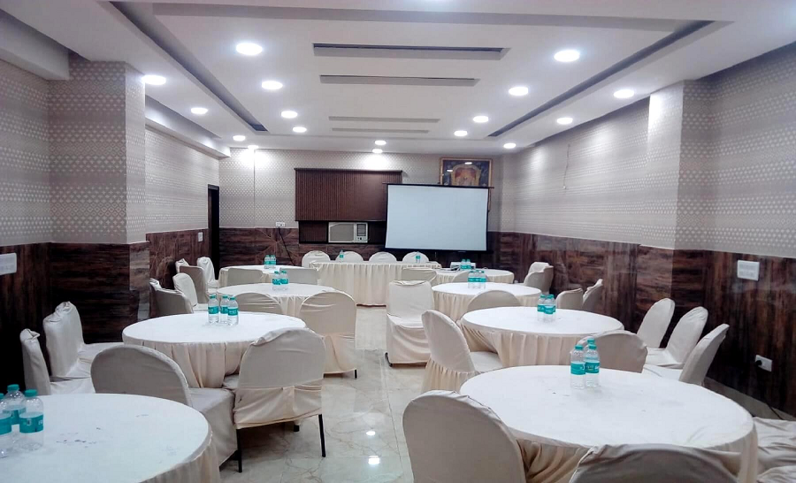 Service Provider of Conference Hall In Karol Bagh in New Delhi, Delhi, India.